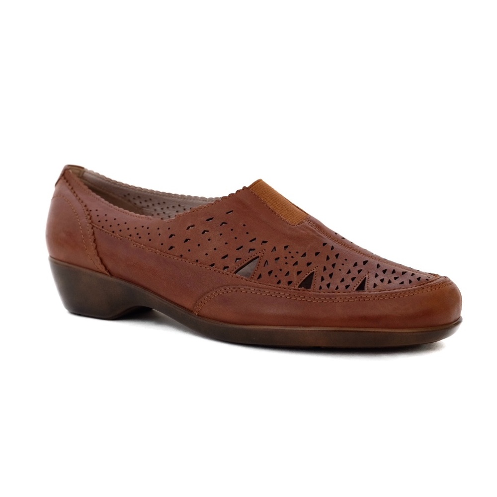 EASY SPIRIT DUFF LEATHER BROWN PERFORATED MOCCASIN